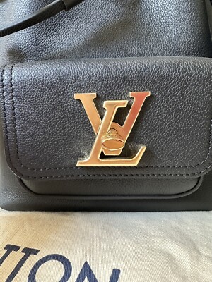 Brand New Louis Vuitton Lockme Black Leather Bucket (M57687) Bag w  