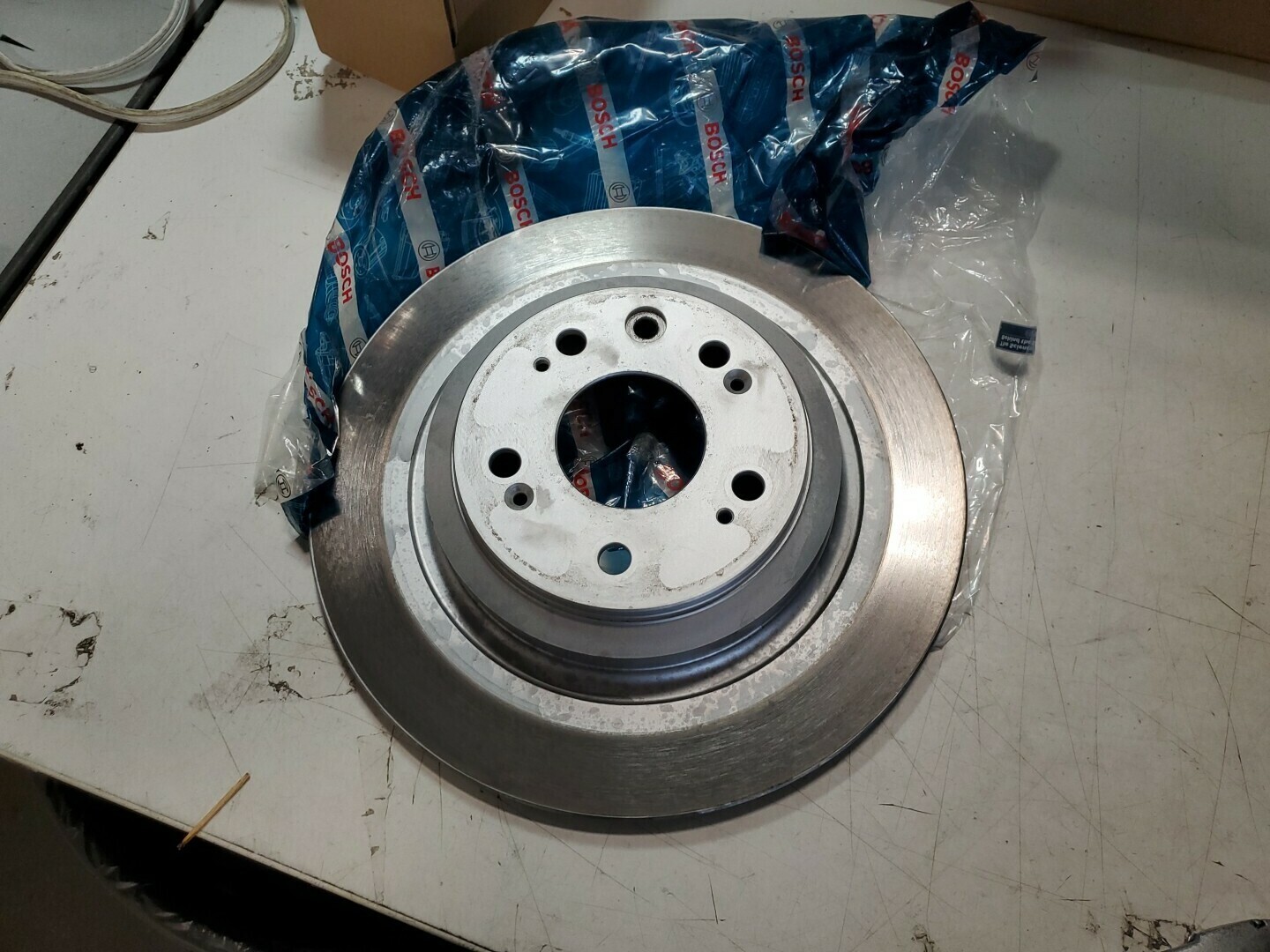 BOSCH 26011426 QuietCast Premium Disc Brake Rotor - Compatible