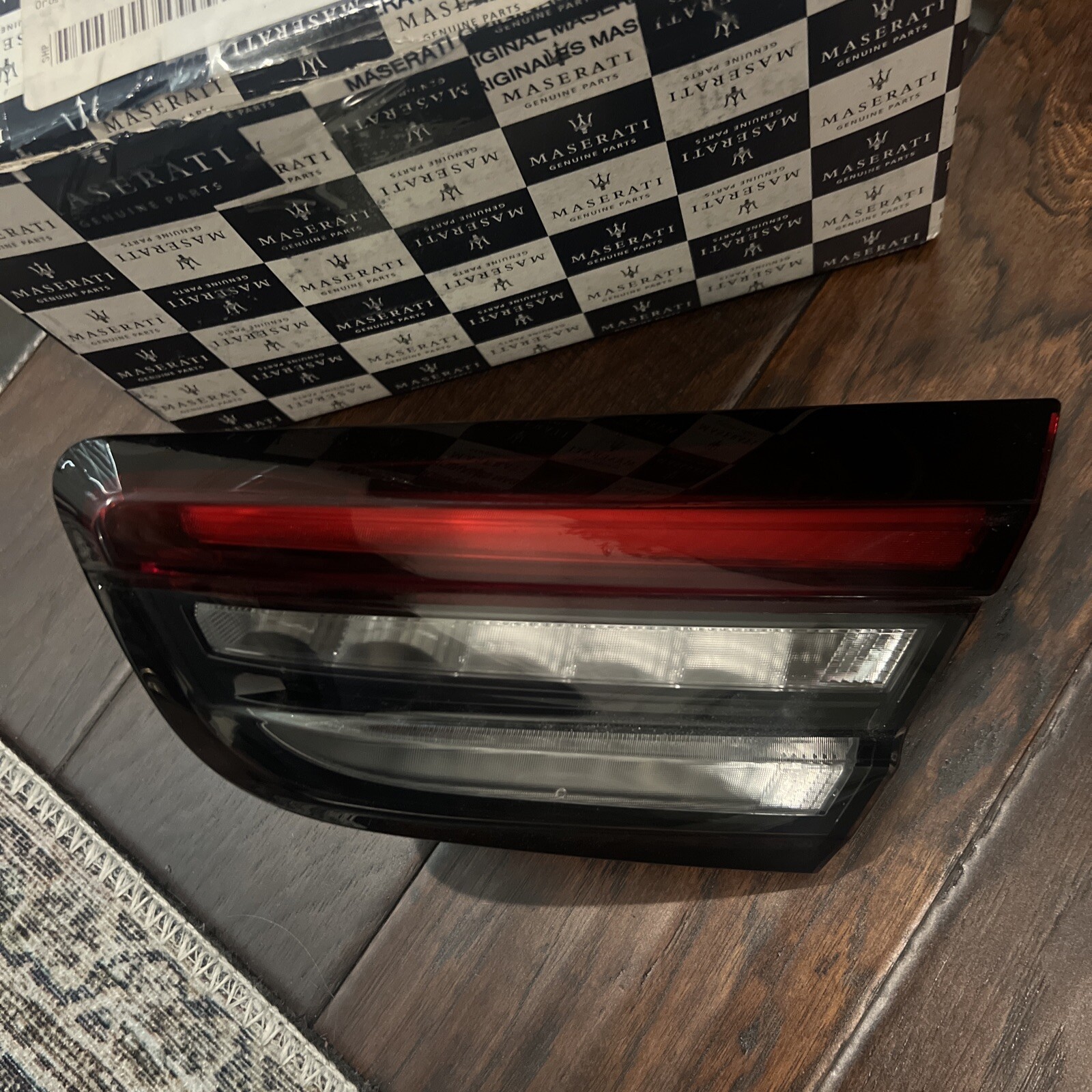 2020 - 2022 MASERATI GHIBLI TAILLIGHT DARK RED DRIVERS RIGHT RH OEM