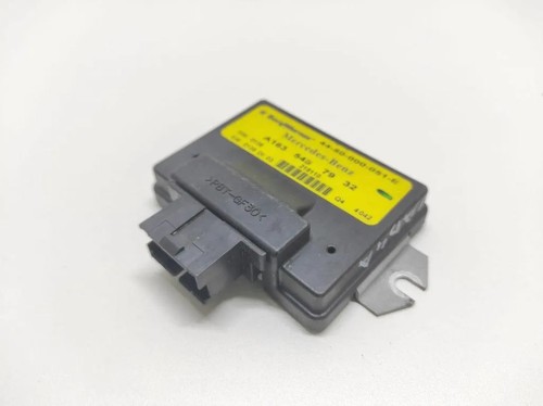 MERCEDES-BENZ M W163 Andere Steuergeräte A1635457932 2.70 Diesel 120kw 31333367