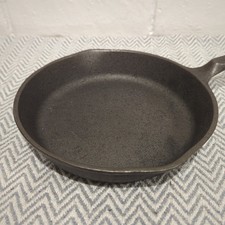Wagners 1891 Original Cast Iron Cookware 8" Inch Skillet Fry Pan Made in USA