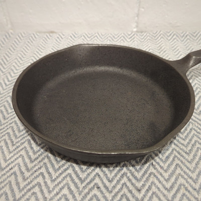 Wagners 1891 Original Cast Iron Cookware 8'' Inch Skillet Fry Pan Made in USA