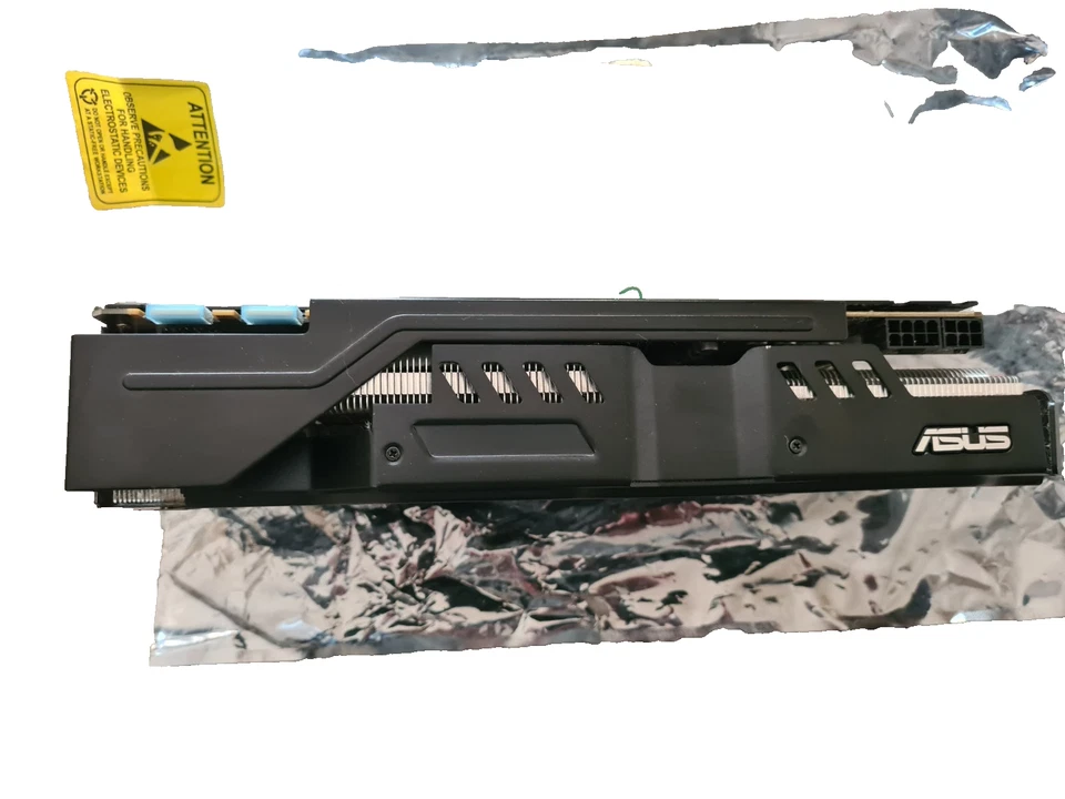 ASUS GEFORCE GTX 680 DIRECTCU II  2GB GDDR5 PCI-E 3.0 x16 DVI-HDMI-DP - Immagine 4 di 4