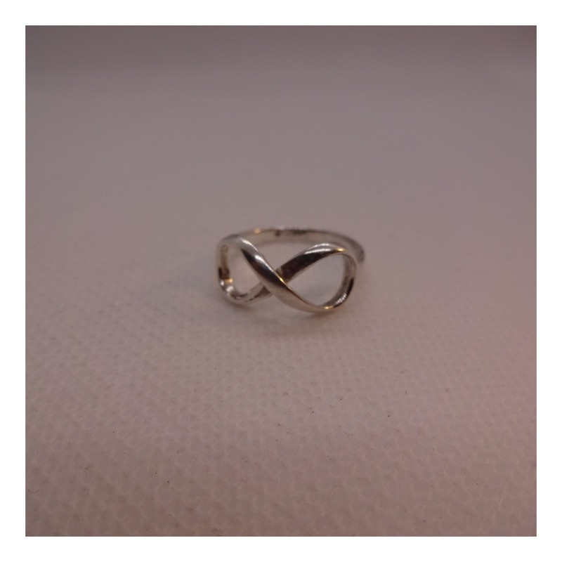 S925 Sterling Silver Infinity Love Knot Band Ring Size 5 Dainty Promise Gift