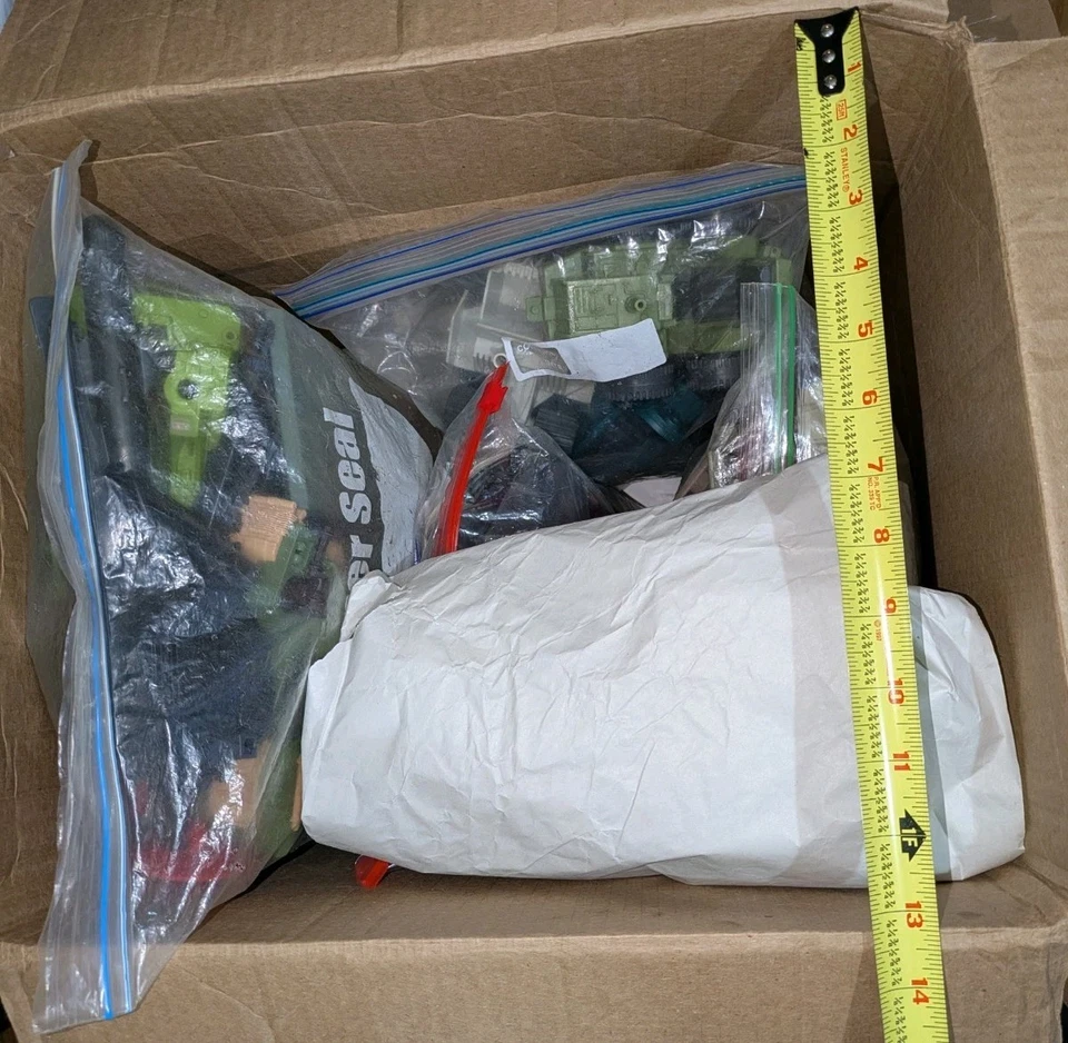 ENORME Lote de PIEZAS Originales GI Joe De Colección 82-89 Hasbro G.I. Joe 7+ libras de piezas! Foto 3 de 4