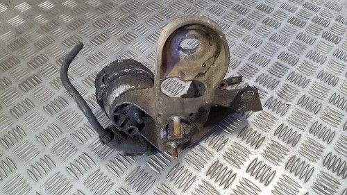 8b0199352h Motorhalterung und Getriebe (Motorhalterung)  Audi A4 DE440318-43