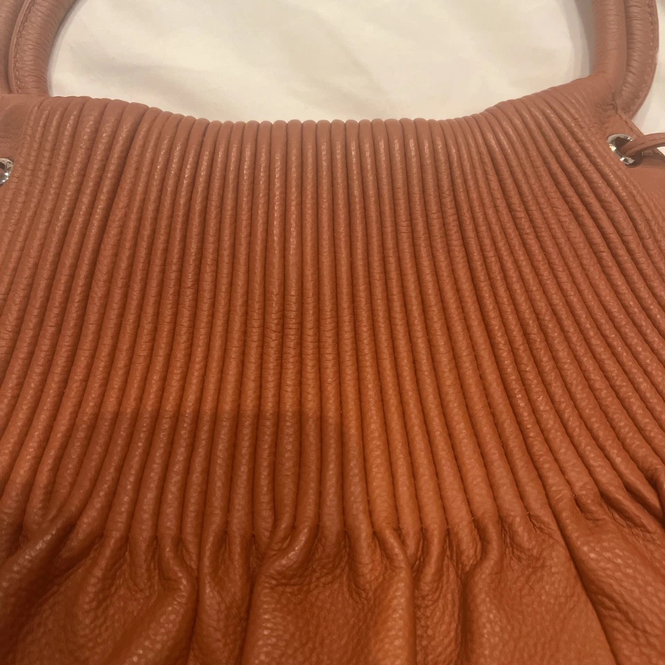 Cartera grande BODHI Boho de cuero oxidado con cierre magnético y cordones nueva con etiquetas Foto 2 de 4