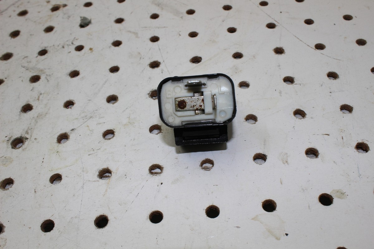 1991 SUZUKI INTRUDER 750 VS750 TURN SIGNAL RELAY FZ249SD (#482) | eBay