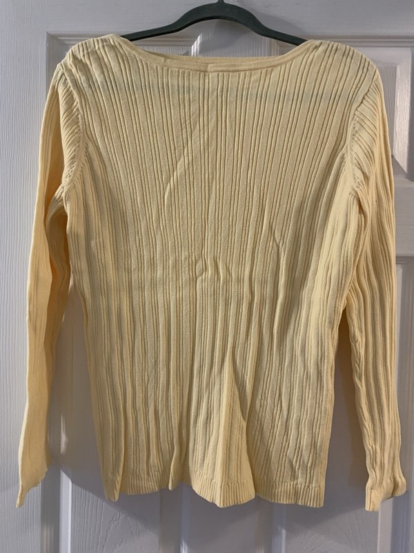Women’s Sweater Or Girl’s Sweater  - XL - Croft & Barrow - Excellent Condition!!