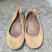 UGG Women's Karlina Geo Perforated Flat Tan Sz 9