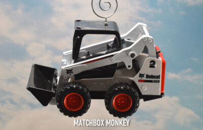 Bobcat S590 Skid steer Loader 1/50 Christmas Tree Ornament CAT