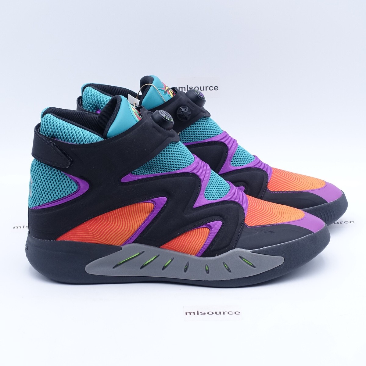 Size 9 Men's Reebok x Looney Tunes Instapump Fury Zone Size 9 Men's Reebok x Looney Tunes Instapump Fury Zone