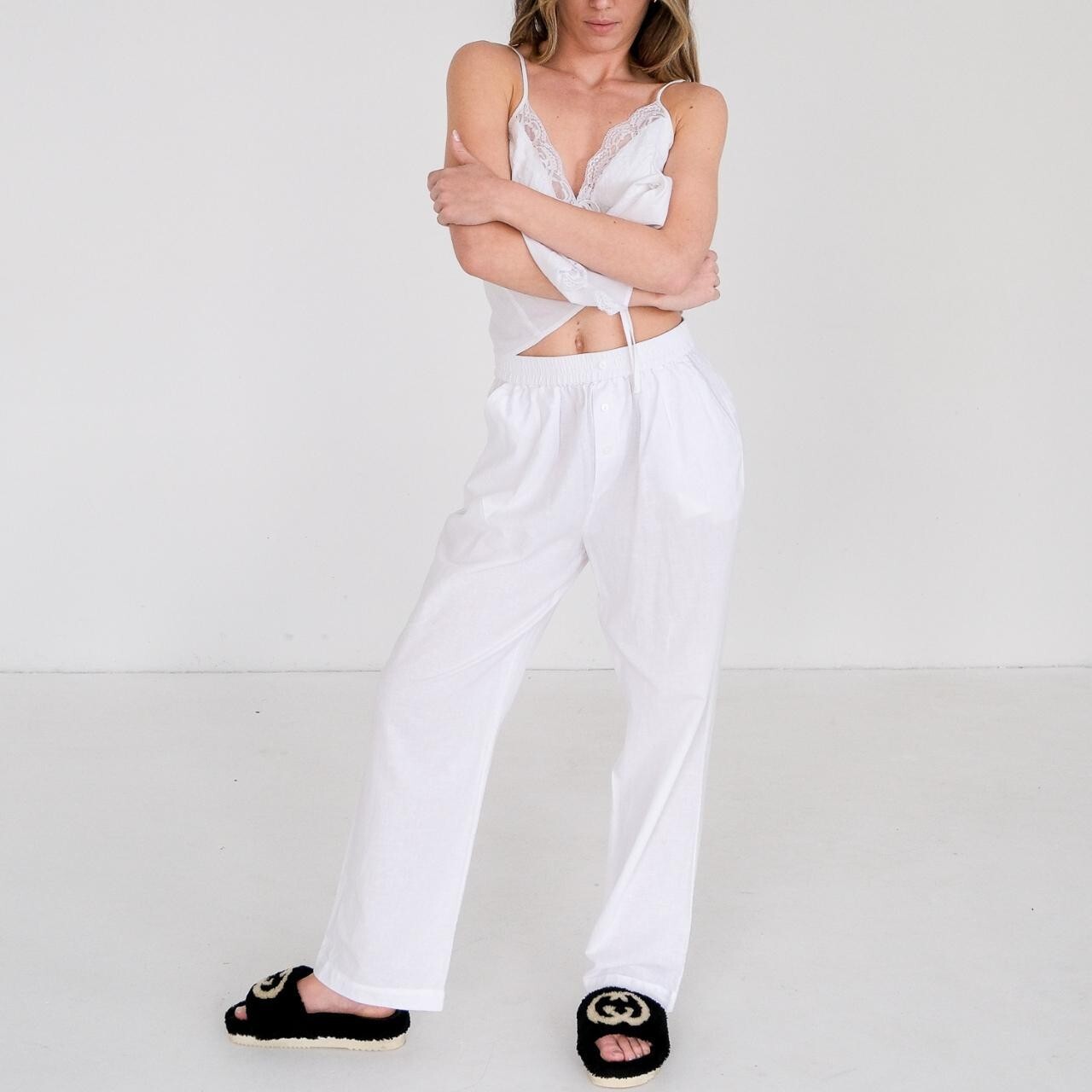 Maison Essentiele Optic White Cotton-Linen Wide Leg Pants, Size XS, RRP: $275.00 image 2
