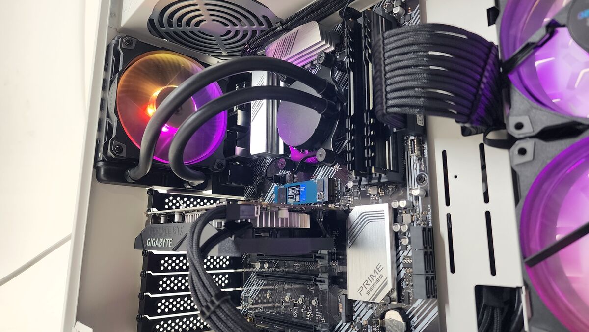 Gaming PC Ryzen 7 3700X 16GB RAM 500GB SSD GTX 1650 4GB Gaming PC Ryzen 7 3700X 16GB RAM 500GB SSD GTX 1650 4GB