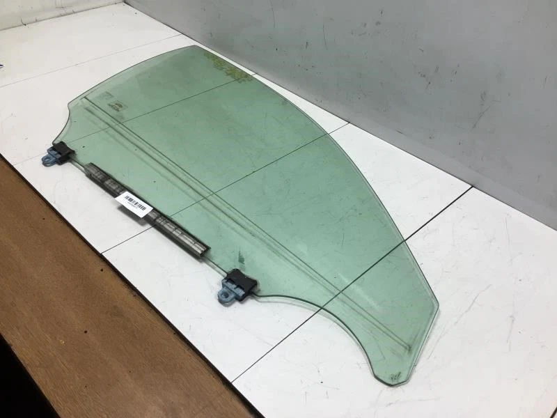 Lexus IS250 2006 2013 puerta del pasajero delantero derecho vidrio OEM+ Foto 2 de 4