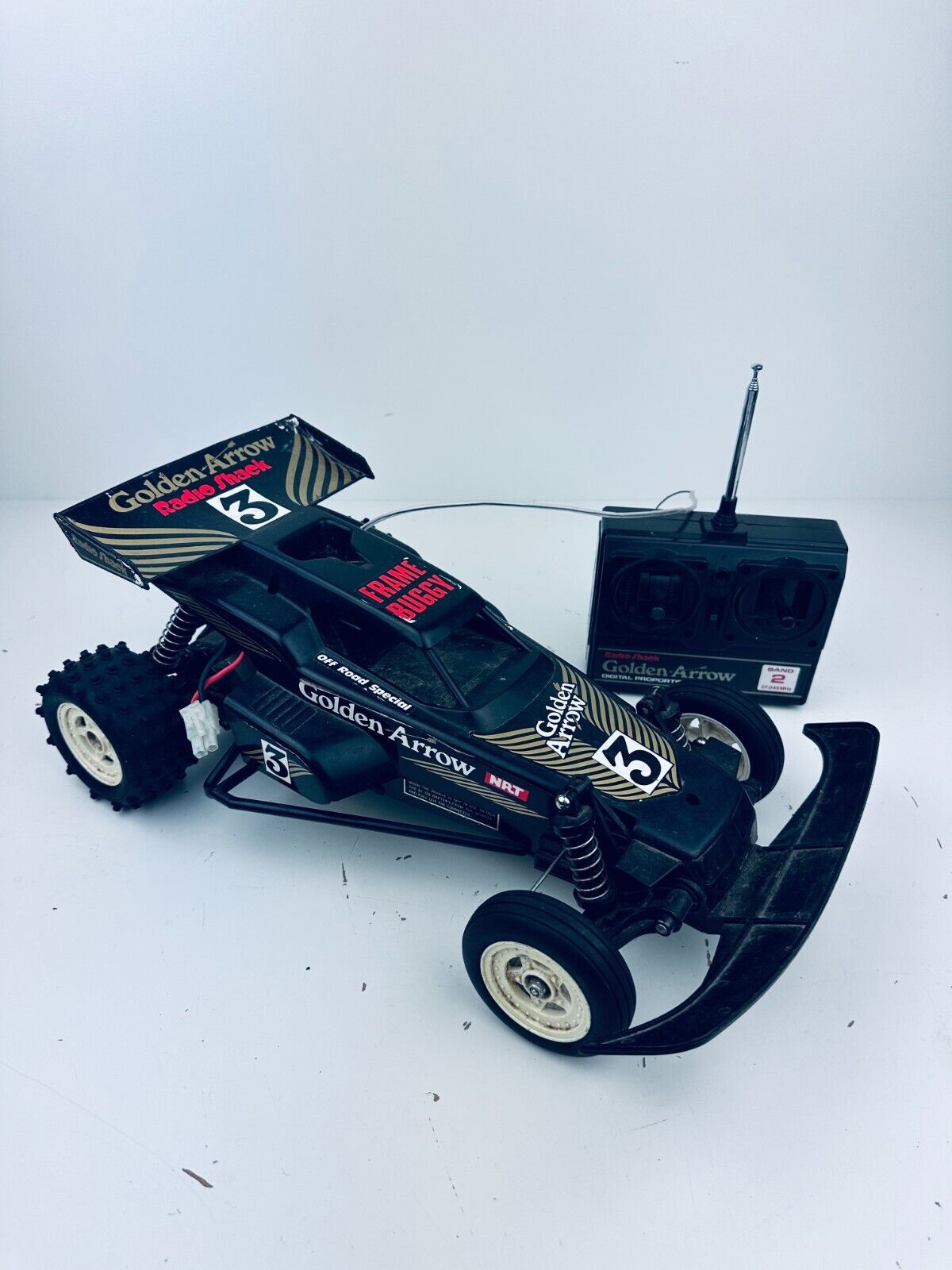 Radio Shack Golden Arrow Frame Buggy RC Car With Remote