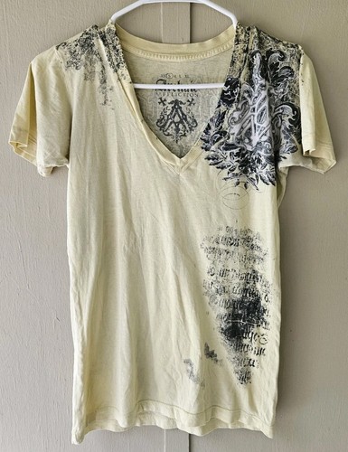 Archaic Affliction V-neck Shirt Womens S Small Wings fleur de lis Yellow Black - Bild 3 von 10
