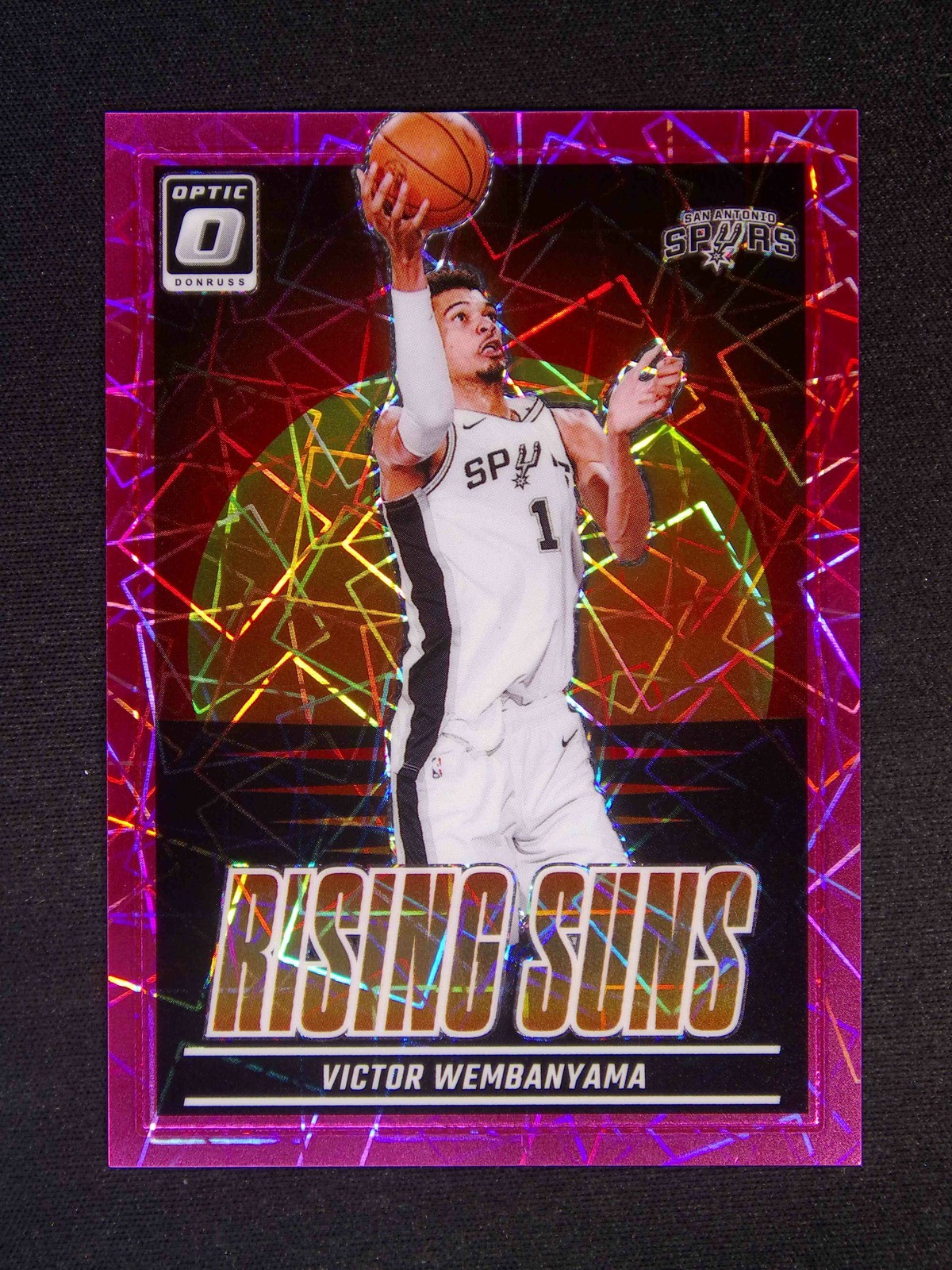 2024-25 Panini Donruss Optic Victor Wembanyama #19 Rising Suns Pink Velocity /79