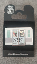 + Przypinka Disneya + oryginał + kolejka NY z otwieranymi drzwiami ++