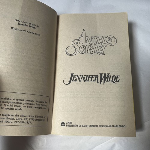 Angel in Scarlet Jennifer Wilde 1986 1st Ed 1st Print PB Avon Vintage Cover - Picture 7 of 8