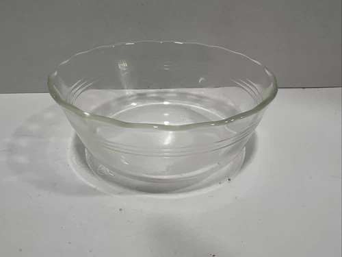 Vintage Pyrex #464 10oz Clear Bowl
