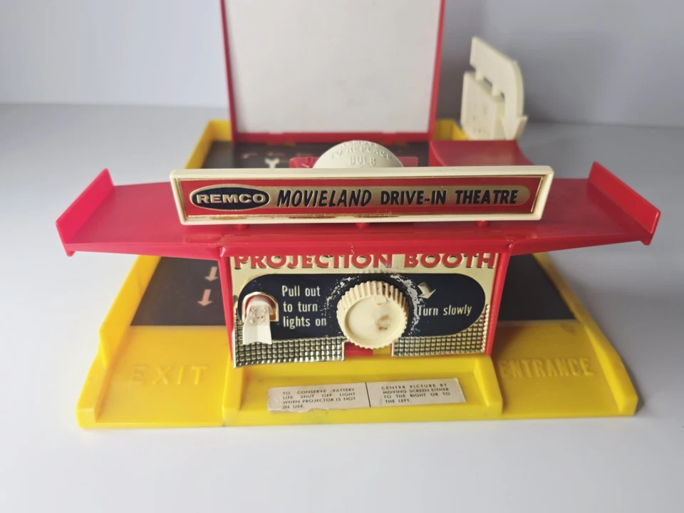 Remco - Drive-In Theater Movieland - Incomplete - With Box - Non Working  - Image 2 of 4