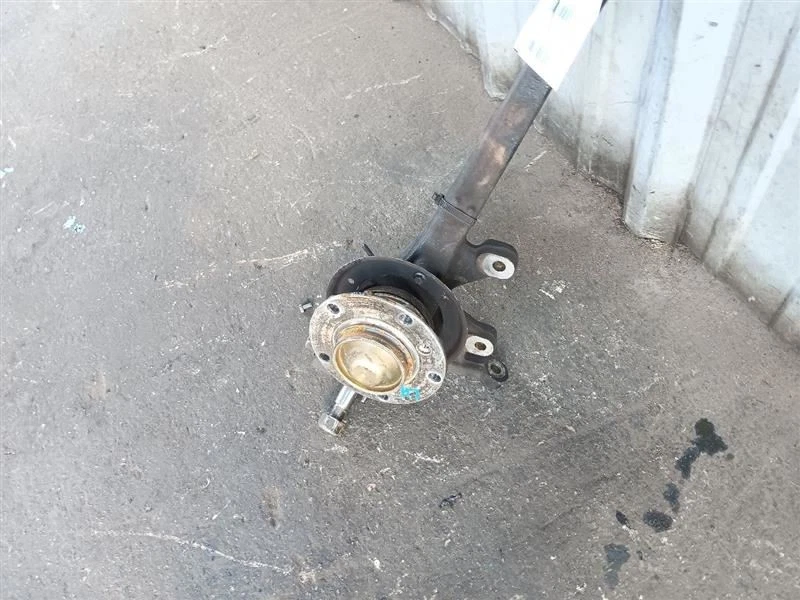 Bentley Arnage Husillo Delantero Izquierdo Suspensión Nudillo Lado del Conductor Rodilla Foto 2 de 4