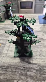 LEGO Castle: Forestmen's Hideout (6054)