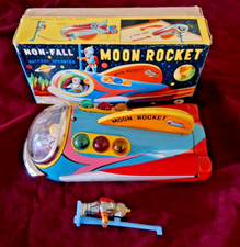 AMAZING RARE LITHO TOY SPACE MOON ROCKET BATTERY OPERATED BY MT JAPAN