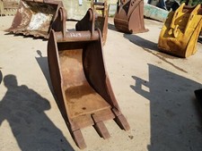 600mm Excavator Digging Bucket suit 13 tonne 60mm x 260mm x 415mm £500 + vat
