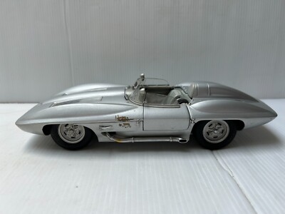 AUTOART Chevrolet Corvette Stingray 1959 Défauts sans boite 1/18