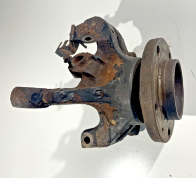 Renault Master Mk2 1998 - 2003 Front Right Driver Side Wheel Hub OEM 