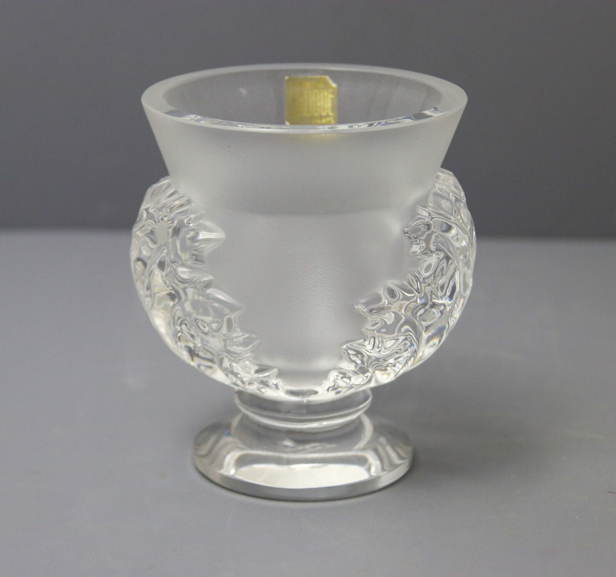 工芸品 VINTAGE LALIQUE Vintage Lalique Crystal Saint Cloud Vase with Acanthus