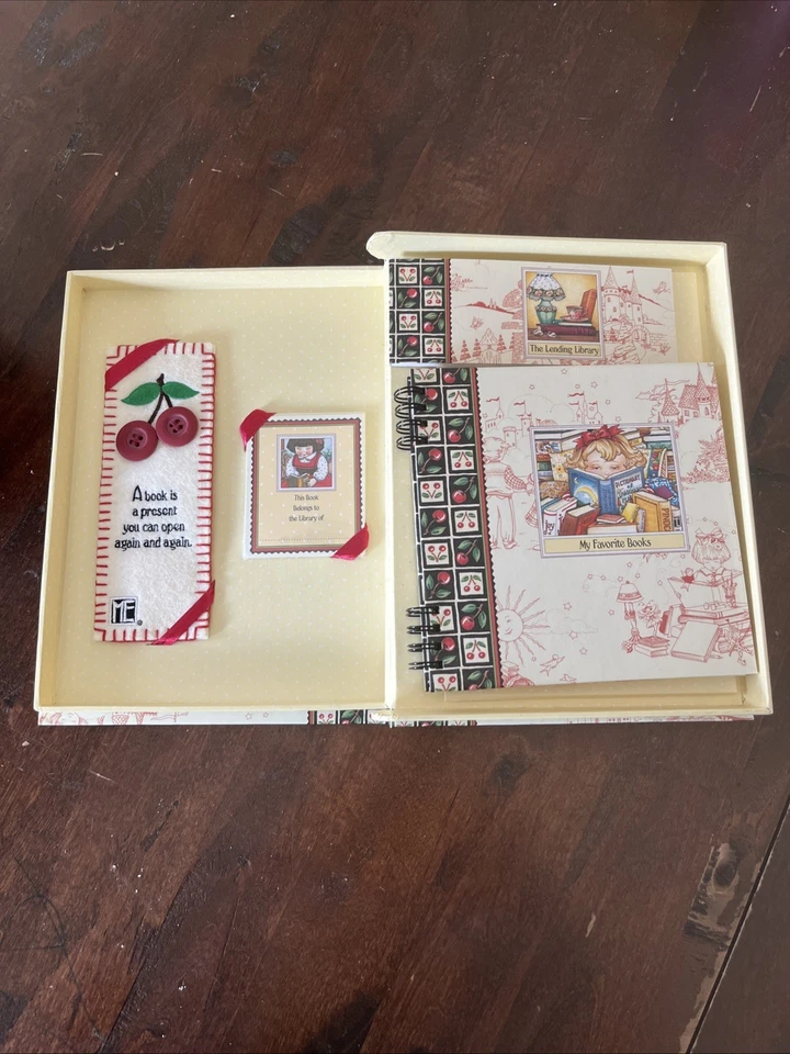 MARY ENGELBREIT "FOR THE LOVE OF BOOKS" GIFT SET: JOURNAL OF FAVORITES, BOOKMARK - Image 2 of 4