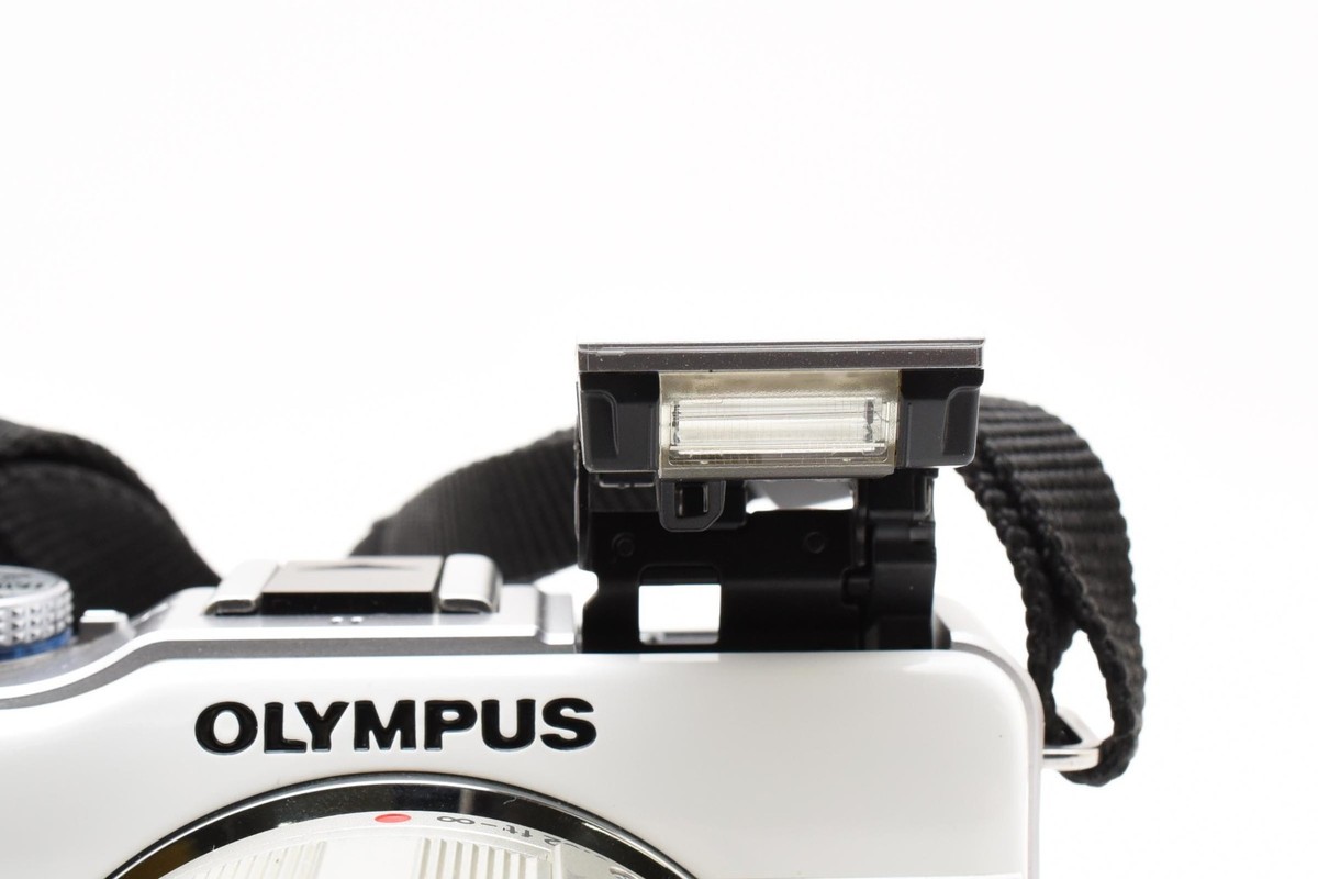 OLYMPUS E−PL1 E-PL1 WHITE Olympus PEN E-PL8 Mirrorless Camera - White Body