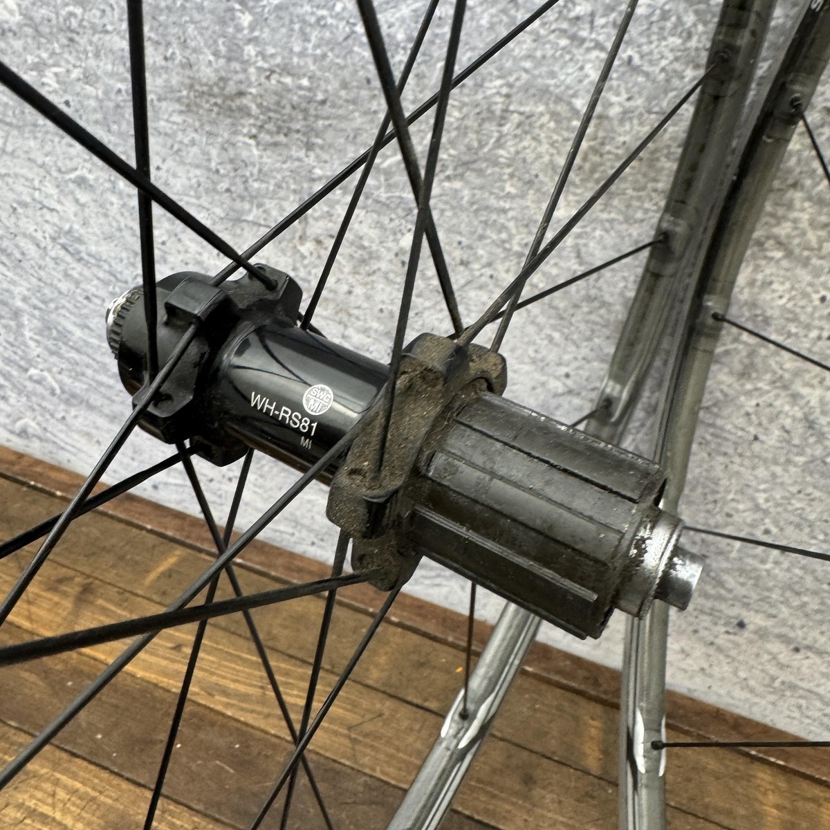 Shimano WH-RS81 700c Road Bike Wheelset 20/16H Carbon Alloy Rim