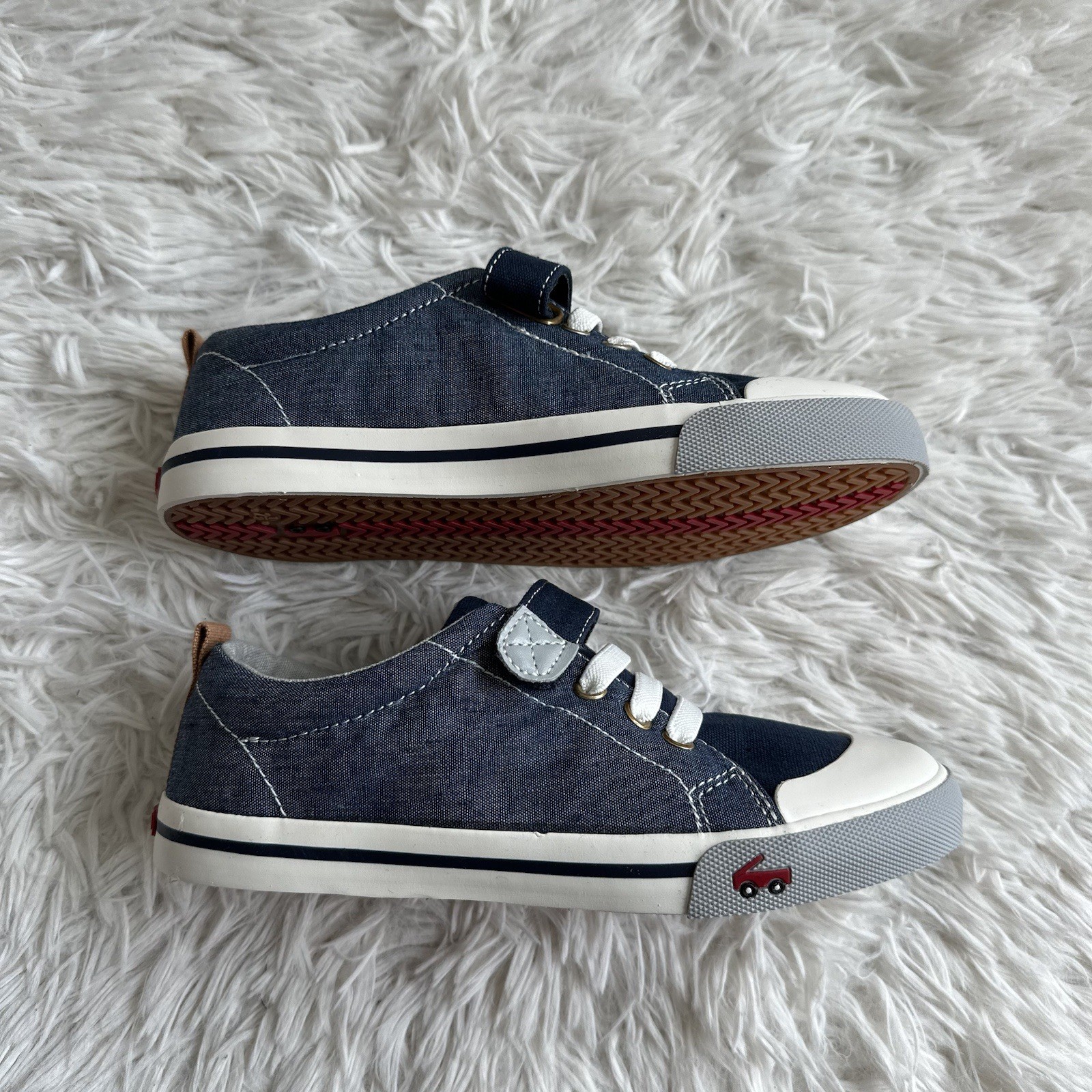 See Kai Run Stevie II Navy Denim Sneaker New In Box Size 2.5