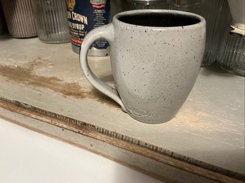 Vintage Rowe Pottery Works Buzzing Bee Mug Blue Salt Glazed Stoneware 16oz NICE - Picture 3 of 4