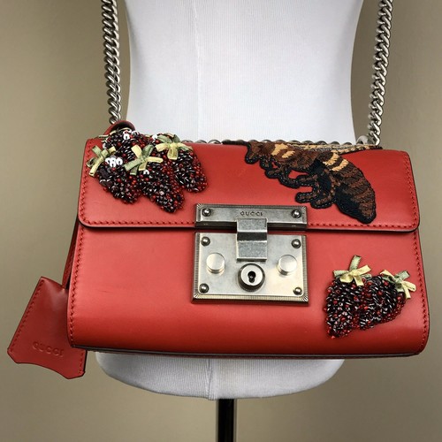 gucci strawberry padlock