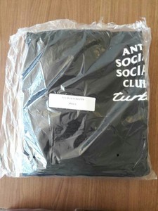 anti social social club x undefeated paranoid moletom com capuz