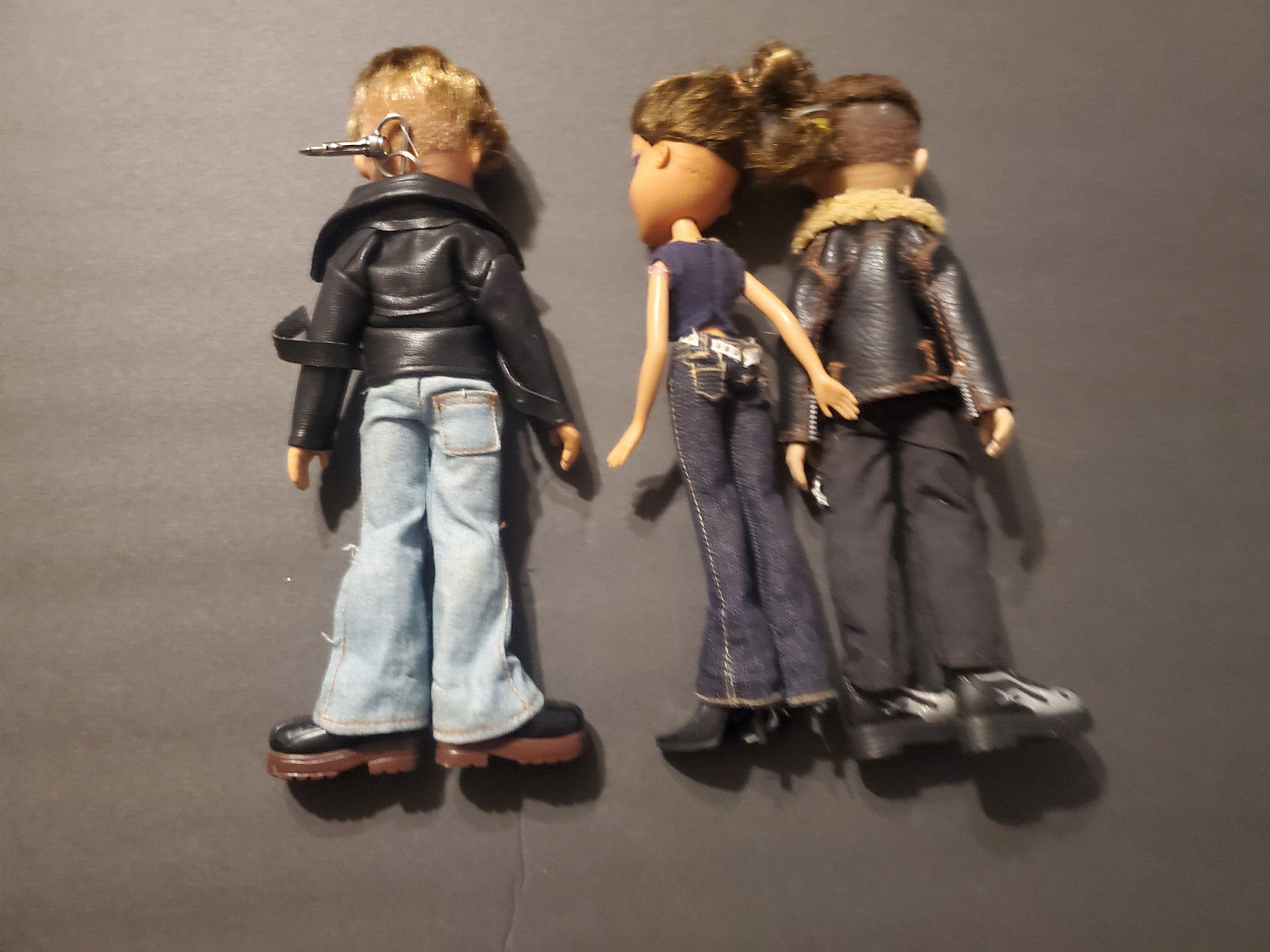 Bratz Treasures Yasmin Dylan Cameron 3 Doll Lot Random outfits See pics