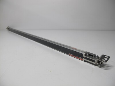 Keyence SL-V44H-T Safety Light Curtain Transmitter SLV44HT Sensor 25 0.1-9 M 44''