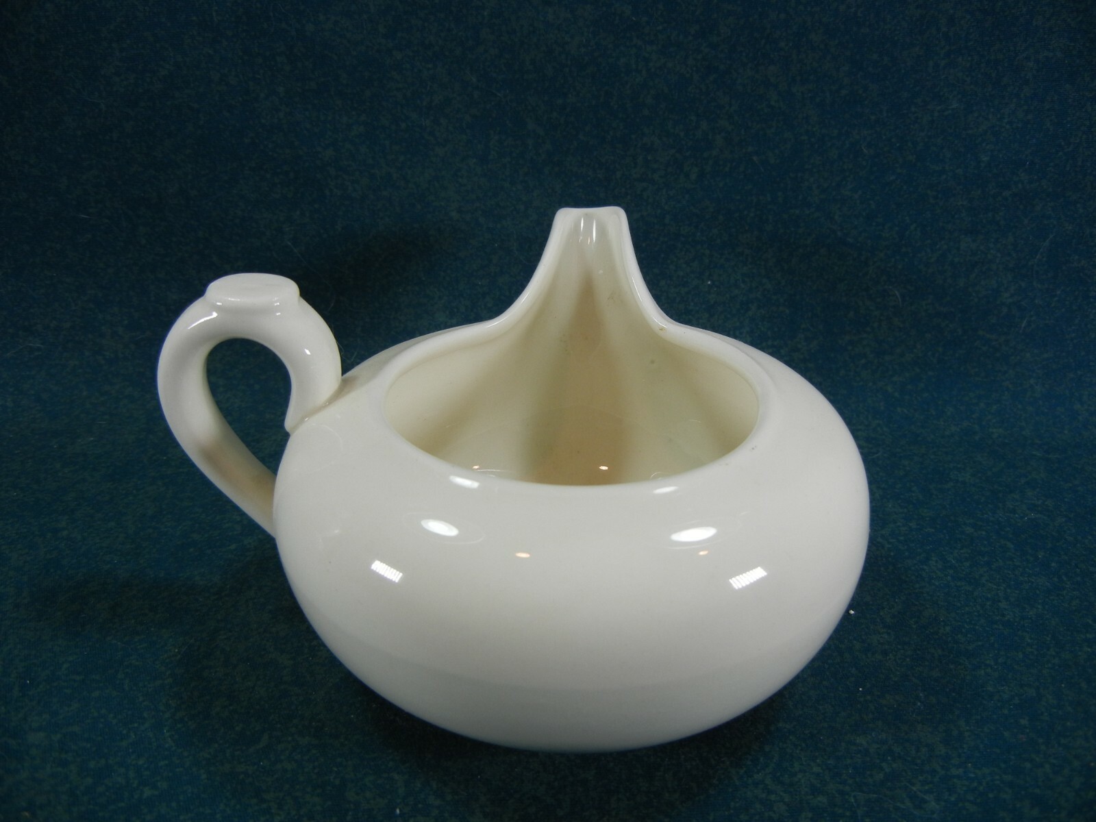 Copeland Spode Invalid Feeder Unusual Side Handle