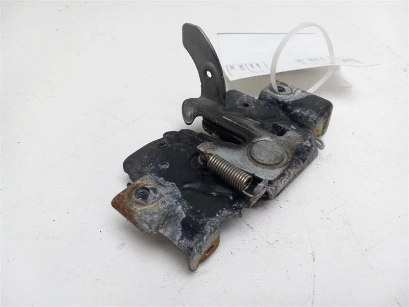 2011 MAZDA6 I HOOD LATCH - Image 3 of 4