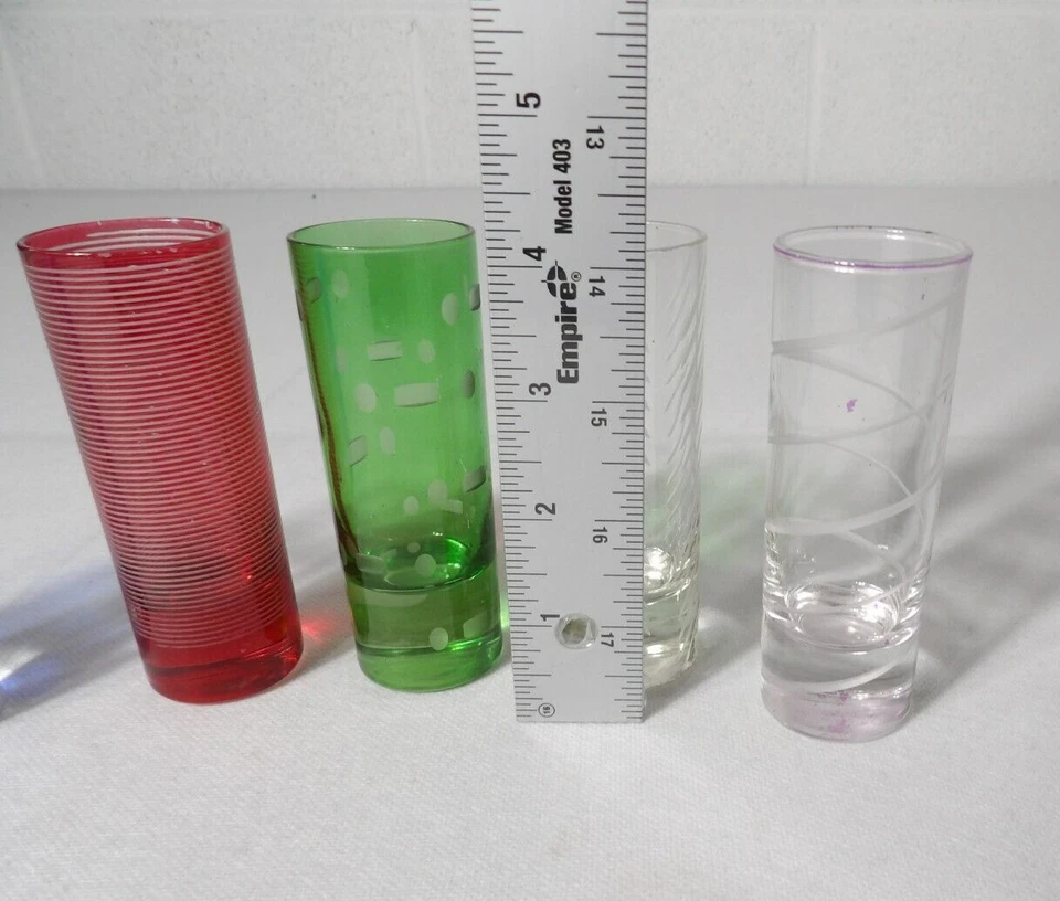 Mikasa Cheers Shot Vasos Lote Mixto Colorido y Transparente Grabado Juego de 5 LEER Foto 4 de 4