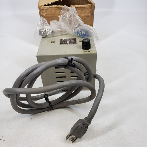 Northern Electric Company QSY3A1 Alimentatore telefonico 14Va 115Vac a 28Vdc OC - Foto 2 di 17