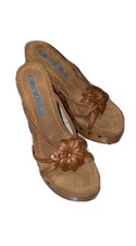 Vintage 90s/Y2K Chunky Heel Platform Wood Sandals