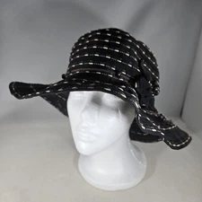 Sun 'N' Sand Hat Women's Black Embroidery Stitching Beaded Flower Accent