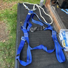 Honeywell Miller Titan Body Harness 1P 1011897 restraint kit Q1