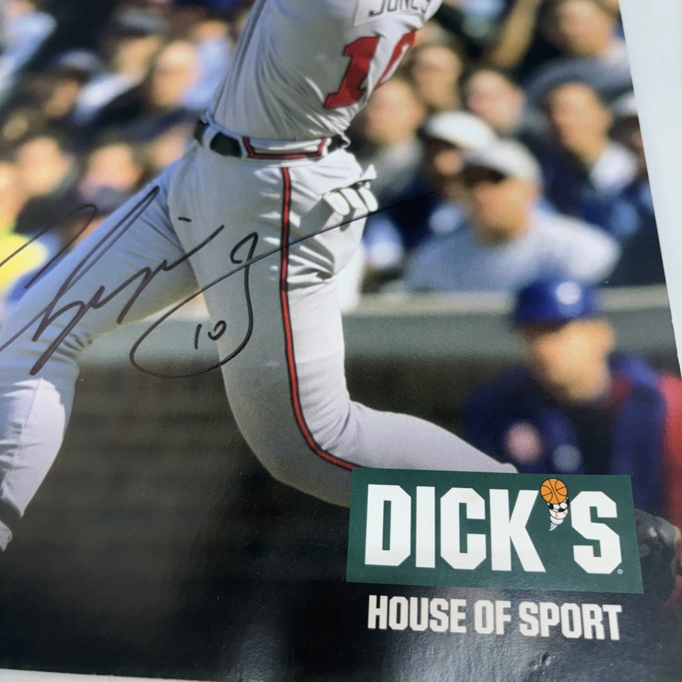 Autógrafo Chipper Jones - Dicks House Of Sport Gran Inauguración Foto 4 de 4